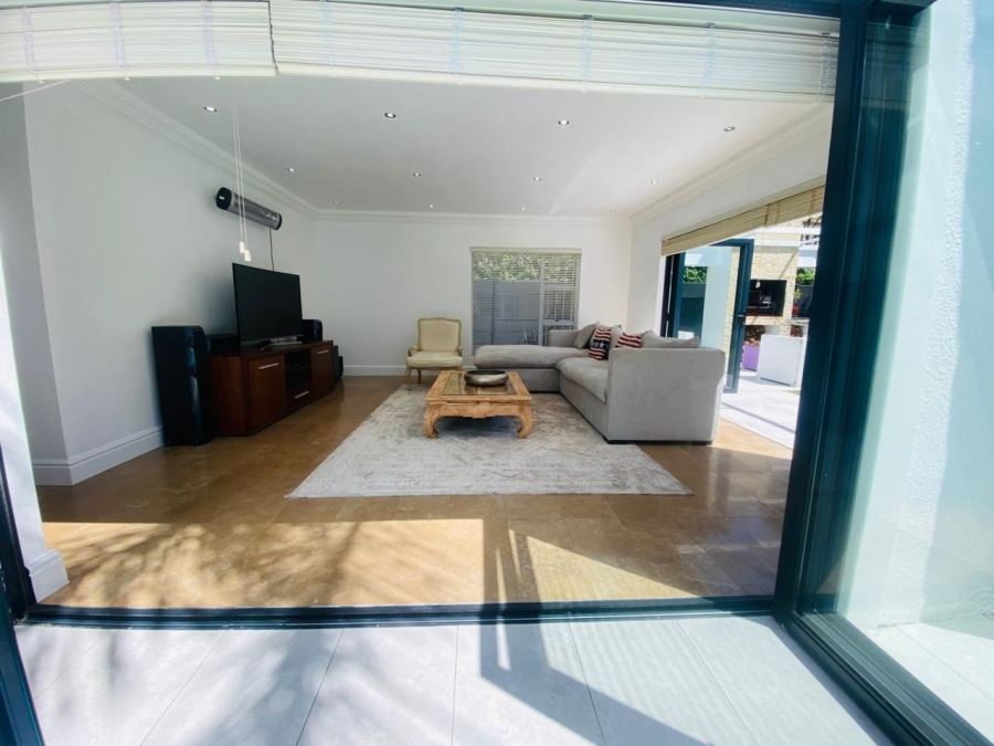 5 Bedroom Property for Sale in Sunset Beach Western Cape